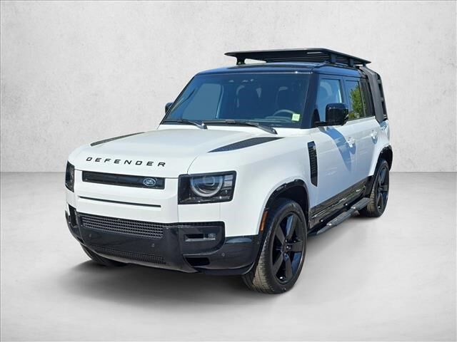 2026 LAND ROVER Defender