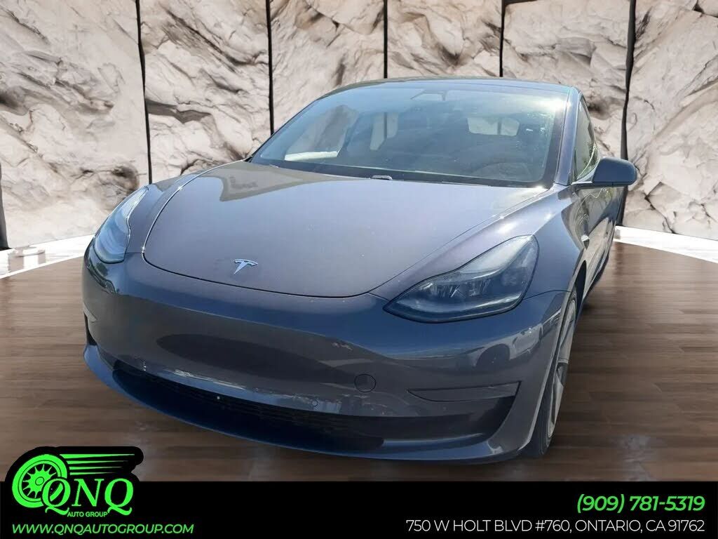 2021 TESLA Model 3