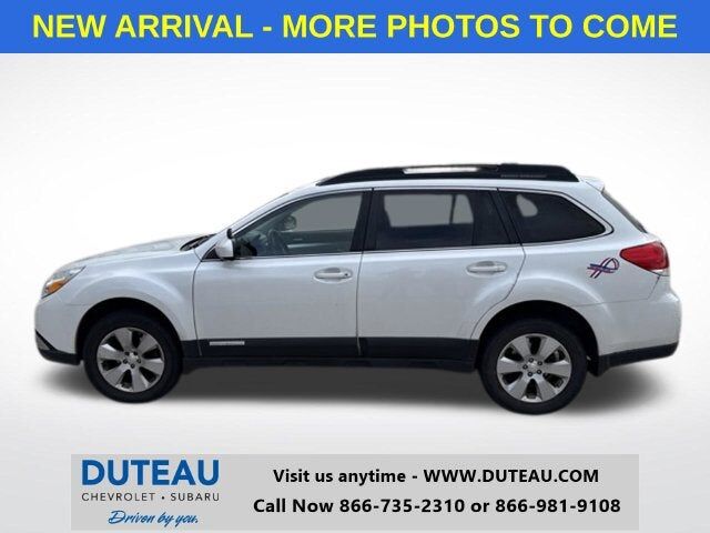 2012 SUBARU Outback