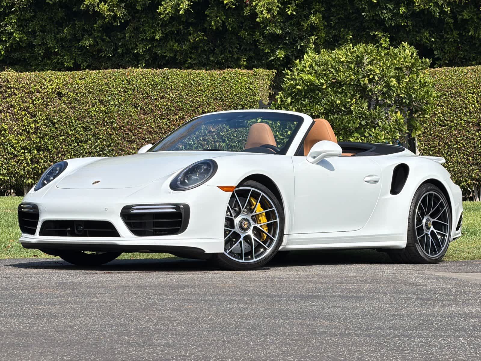 2017 PORSCHE 911