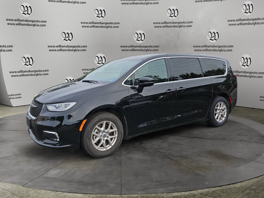 2025 CHRYSLER Pacifica