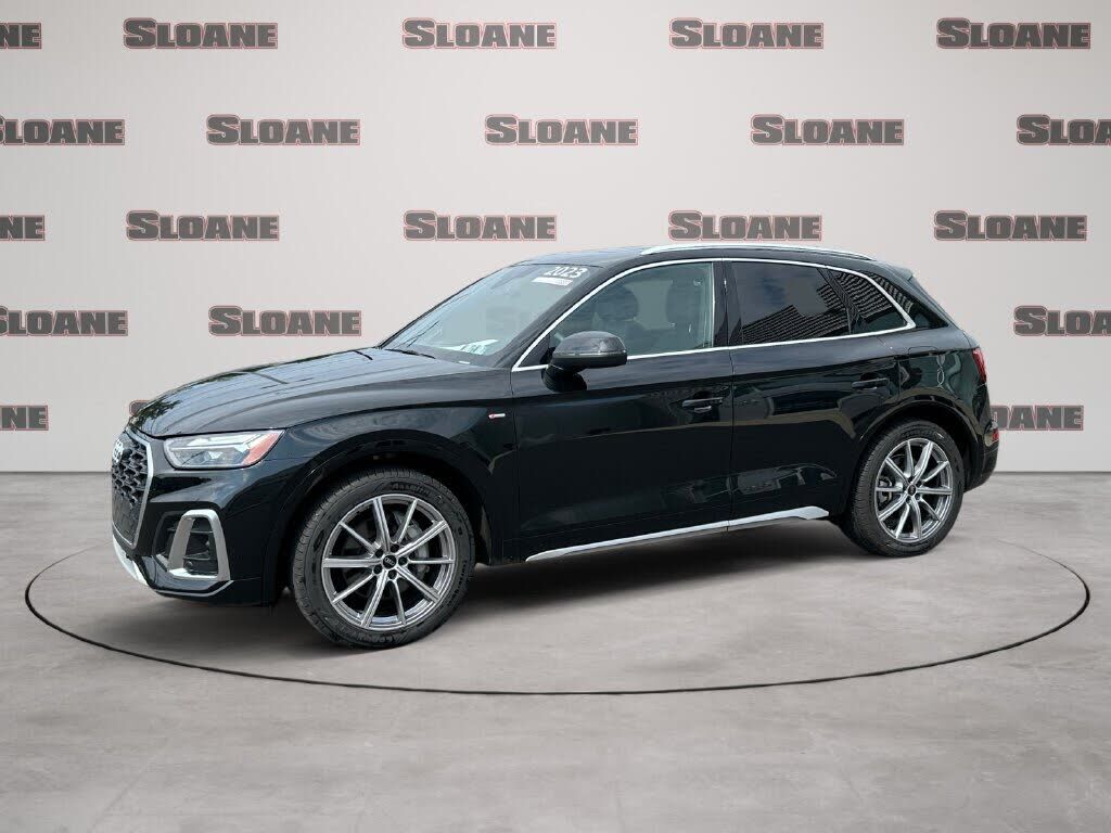 2023 AUDI Q5 e