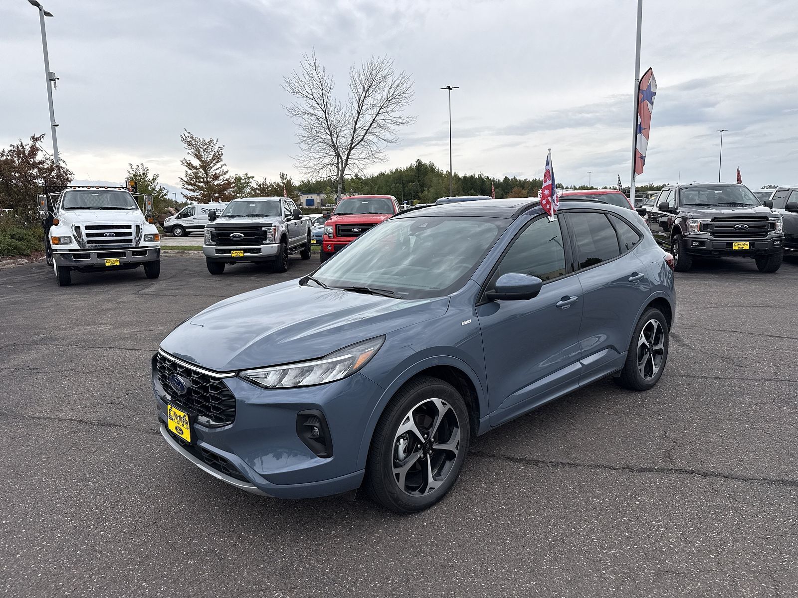 2024 FORD Escape