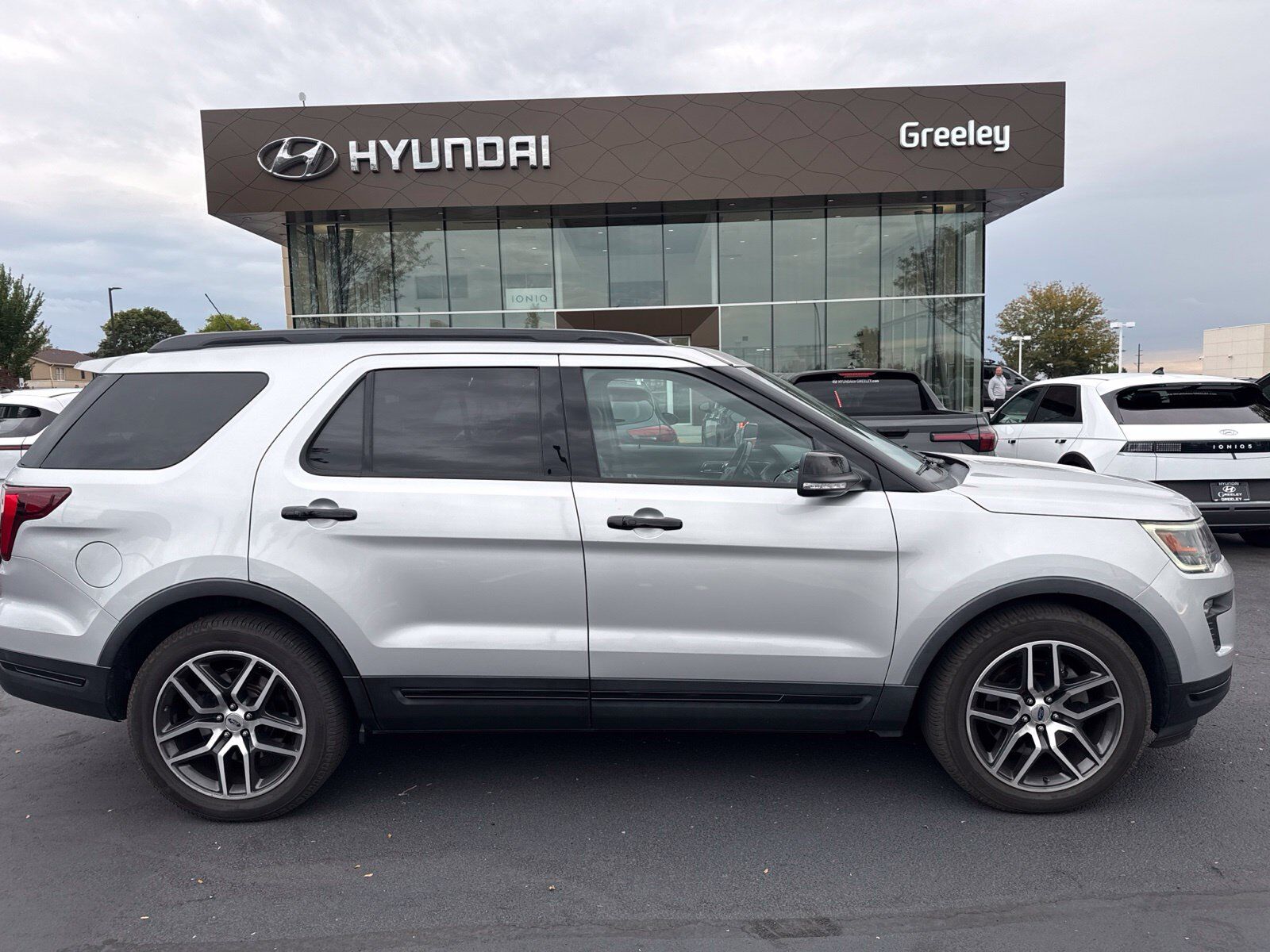 2018 FORD Explorer