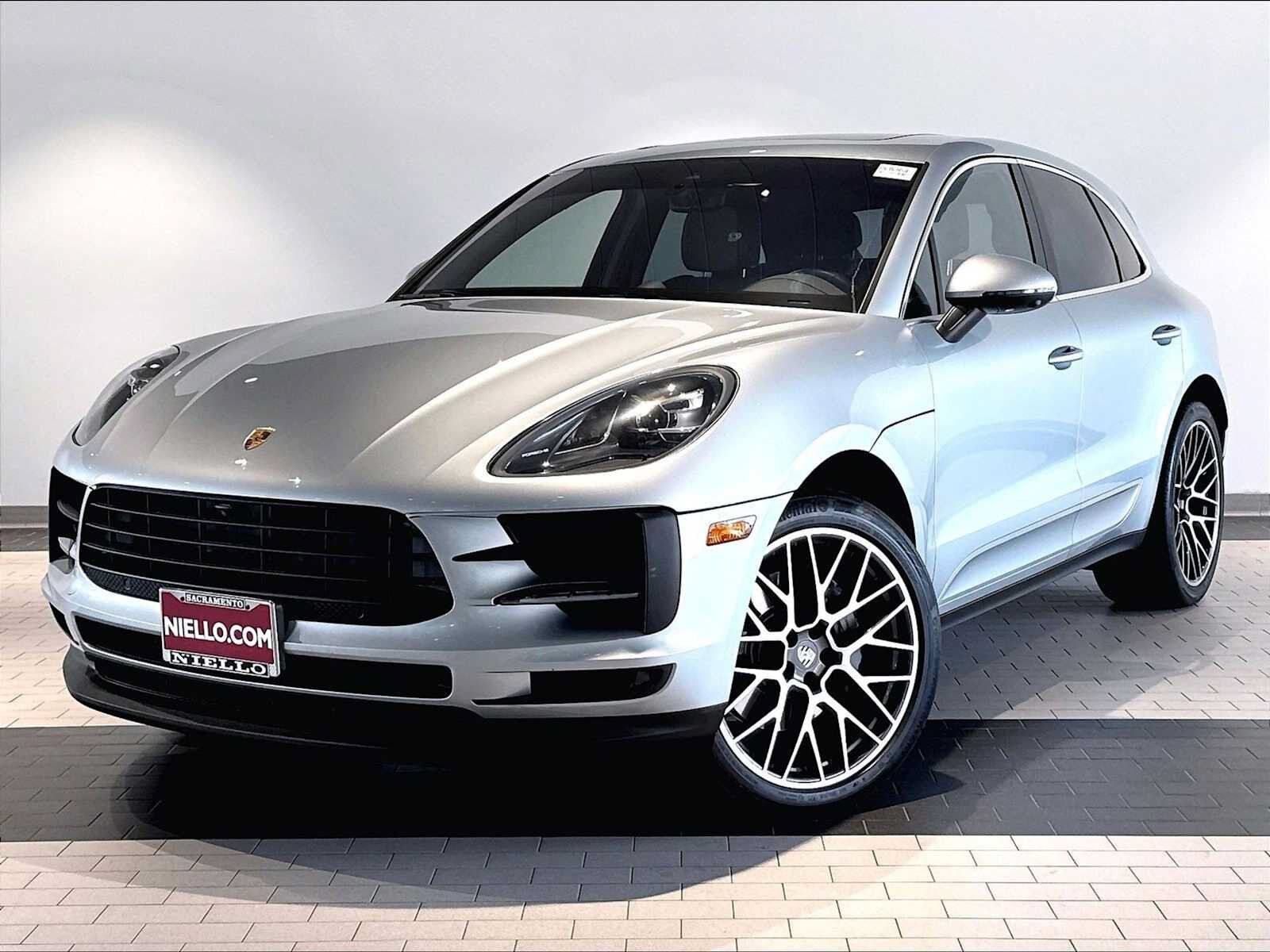 2021 PORSCHE Macan