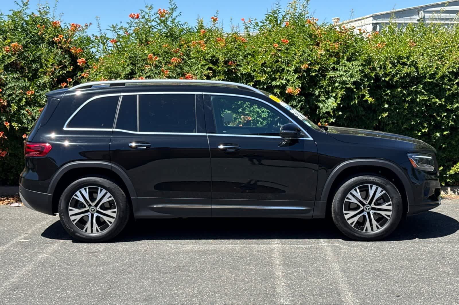 2025 Mercedes-Benz GLB-Class