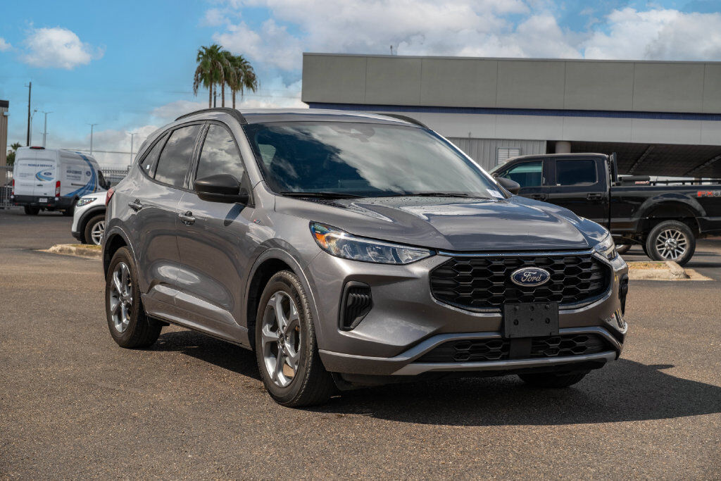2023 FORD Escape