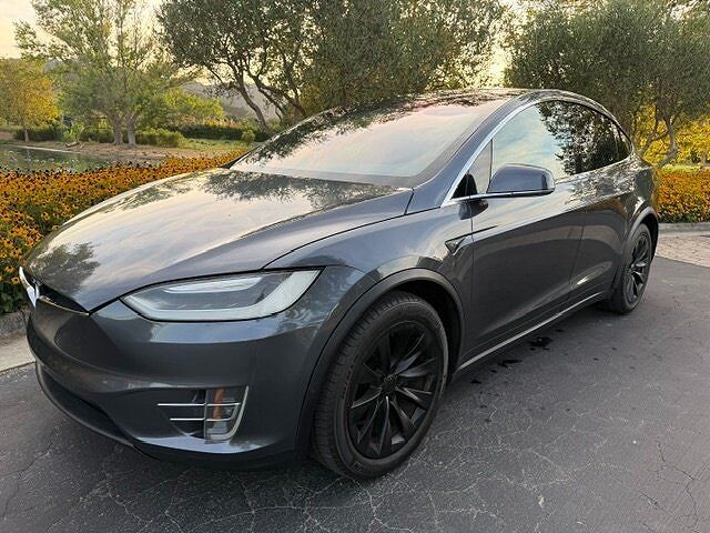 2017 TESLA Model X