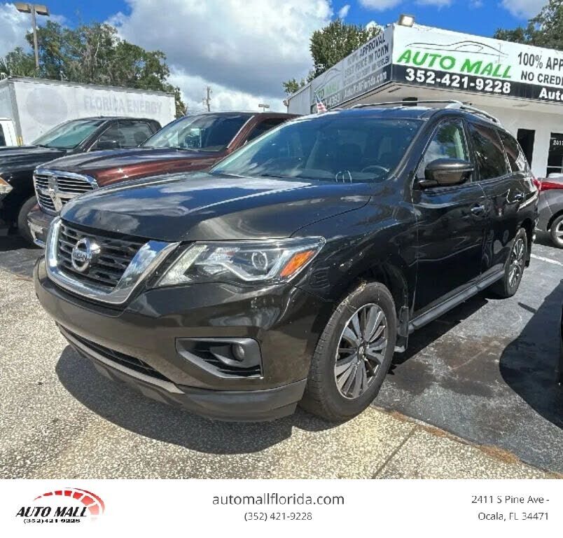 2017 NISSAN Pathfinder