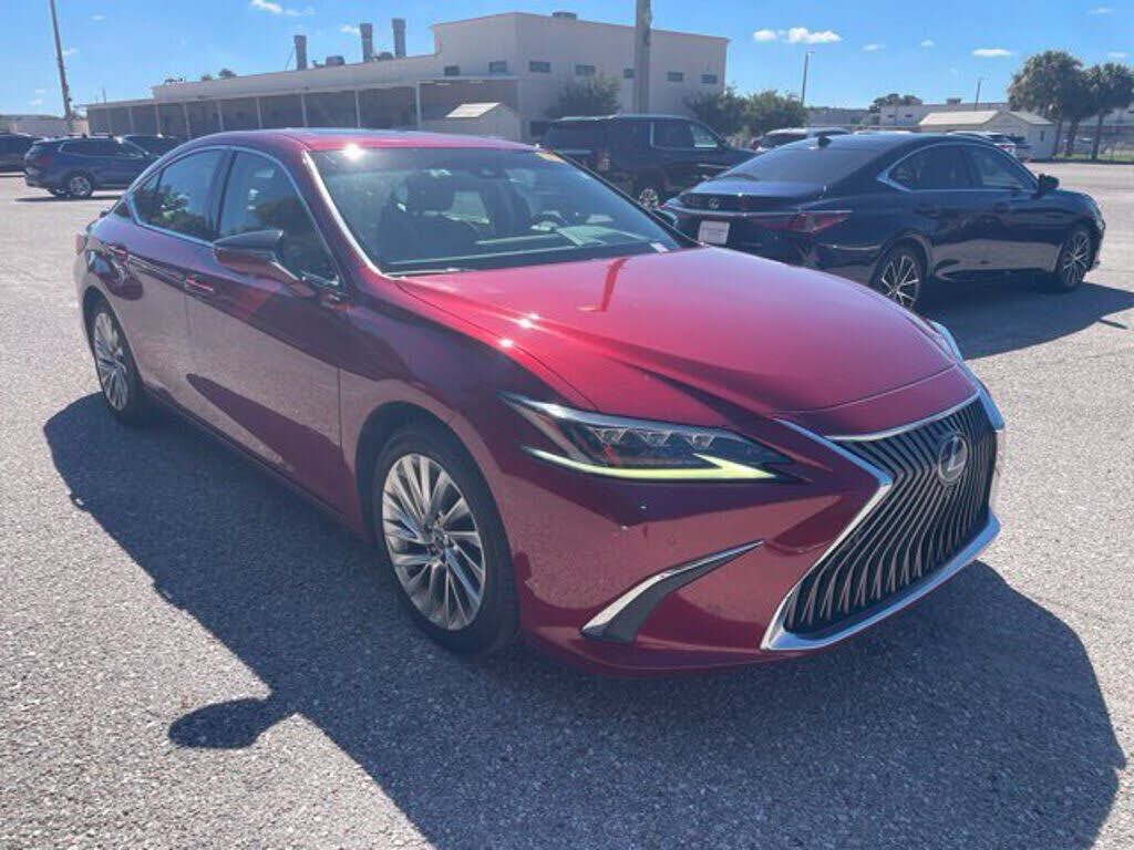 2021 LEXUS ES