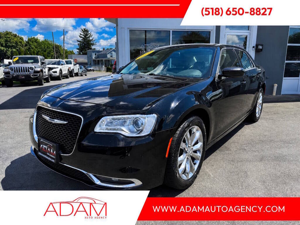 2017 CHRYSLER 300