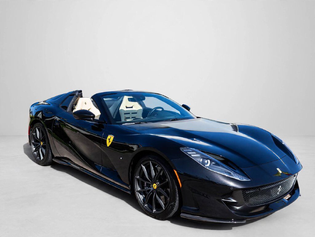 2021 FERRARI 812GTS