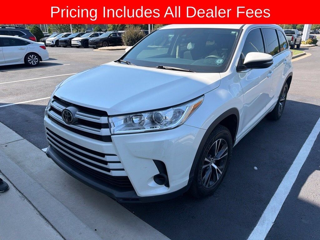 2017 TOYOTA Highlander