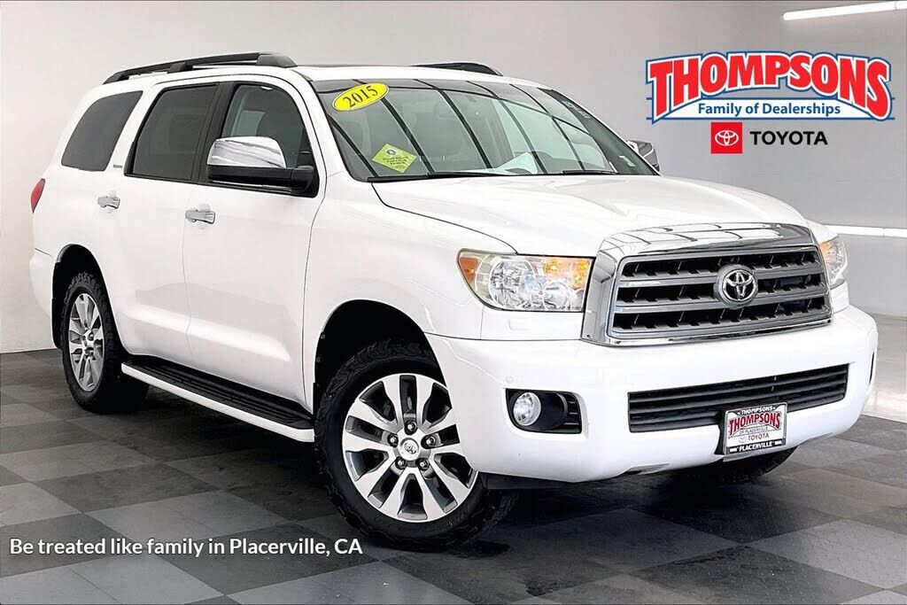2015 TOYOTA Sequoia