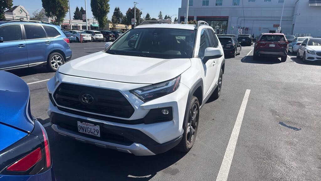 2022 TOYOTA RAV4