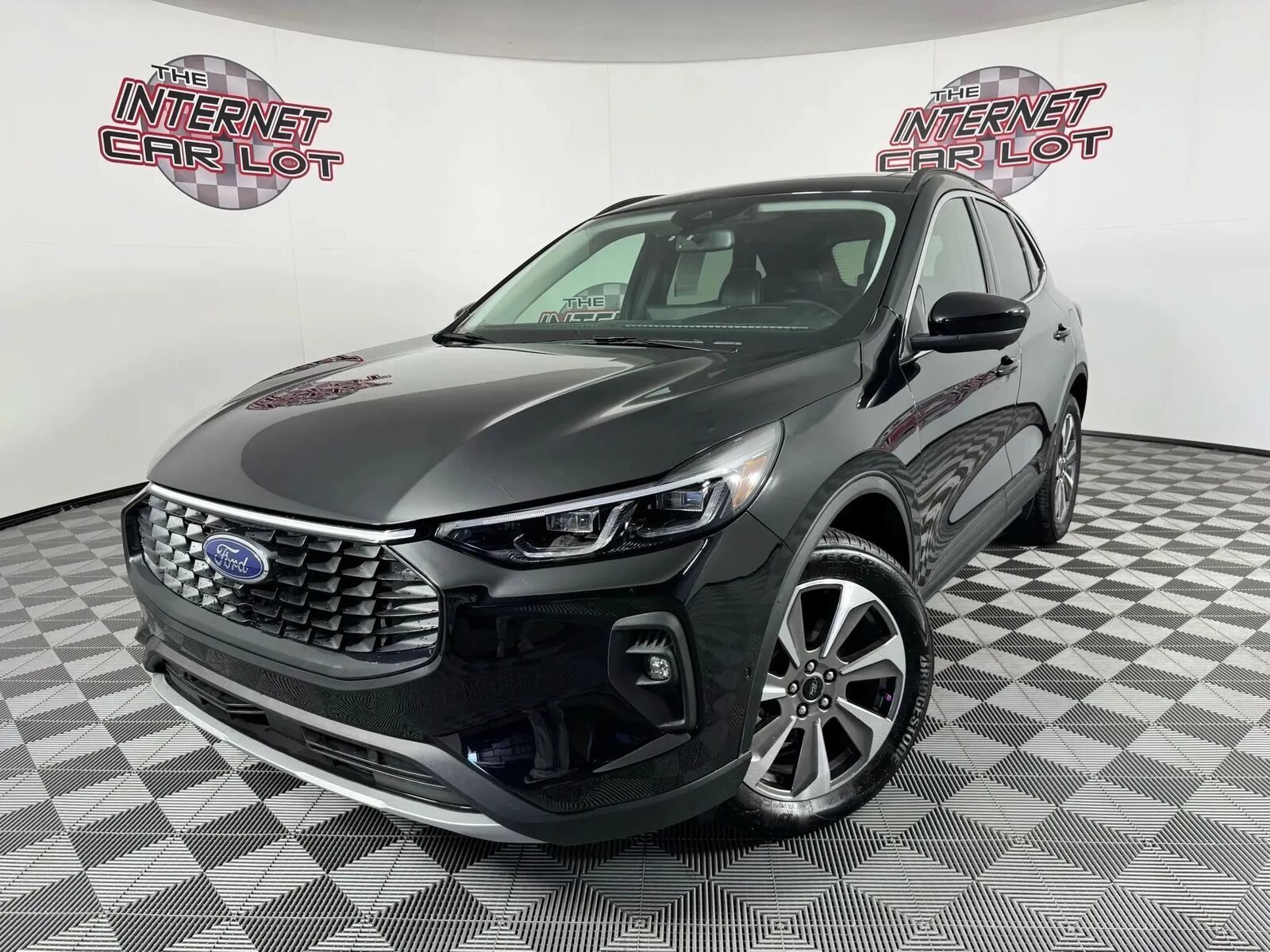 2025 FORD Escape