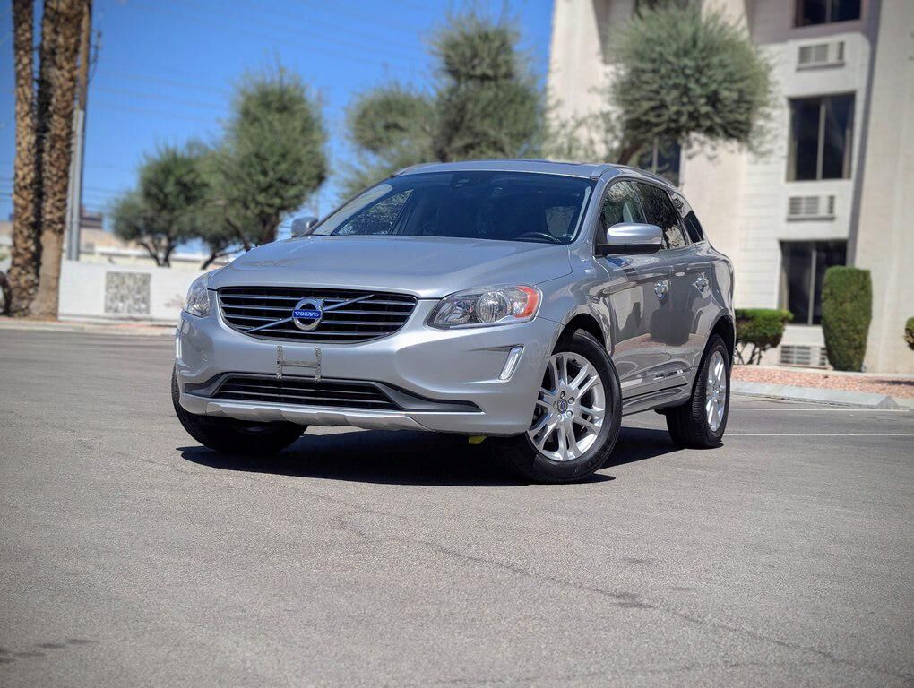2015 VOLVO XC60