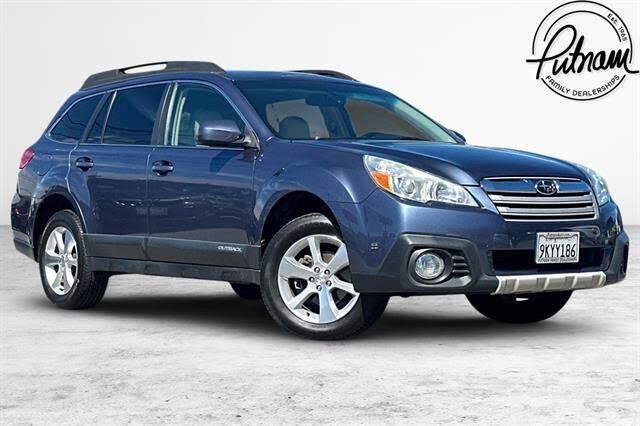 2013 SUBARU Outback