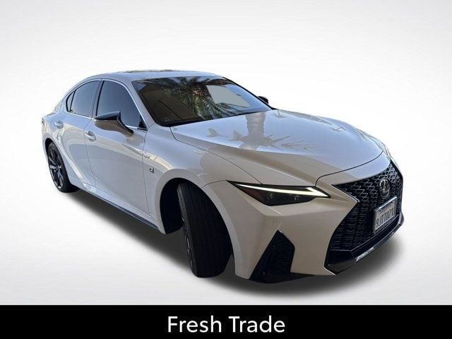 2023 LEXUS IS