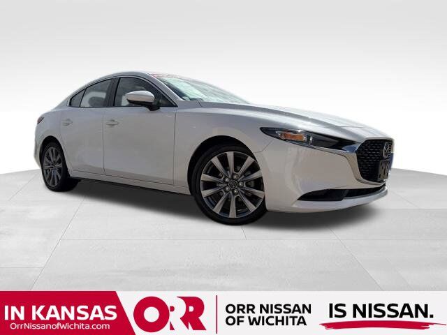 2022 MAZDA Mazda3