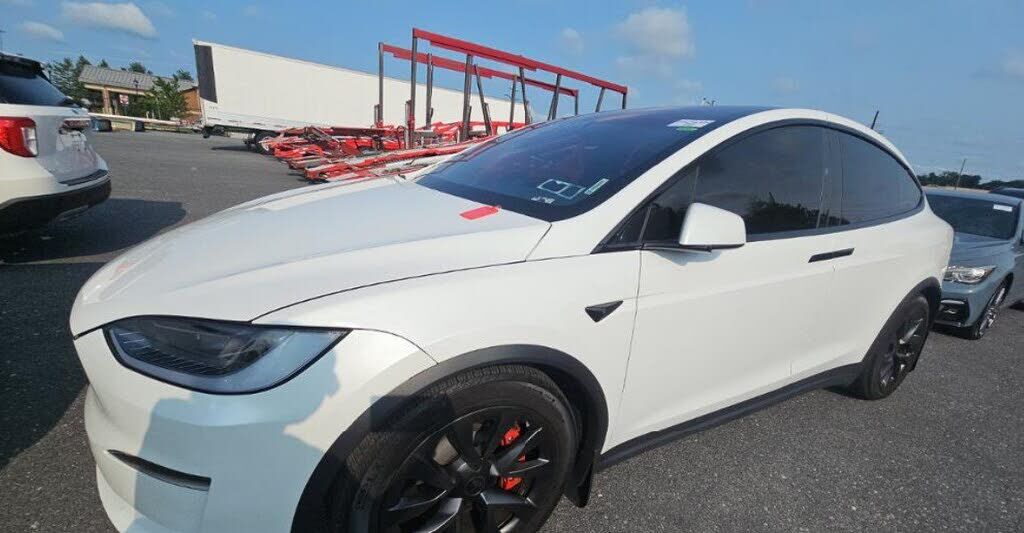 2023 TESLA Model X