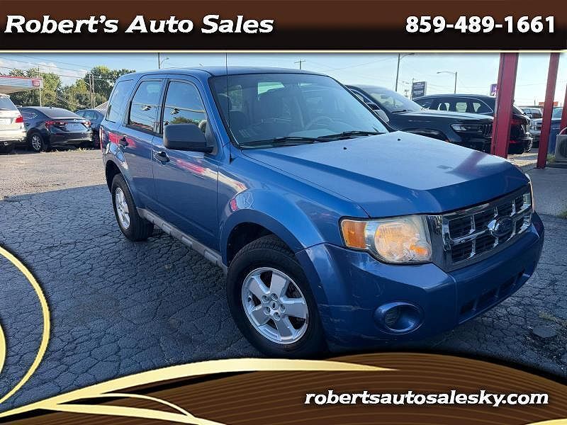 2010 FORD Escape