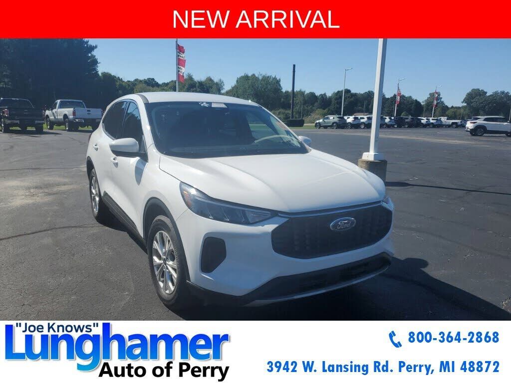 2023 FORD Escape