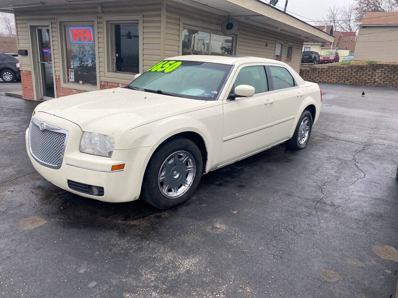 2005 CHRYSLER 300