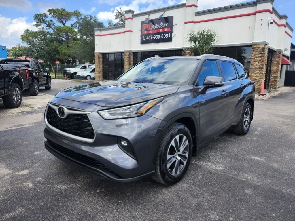 2023 TOYOTA Highlander