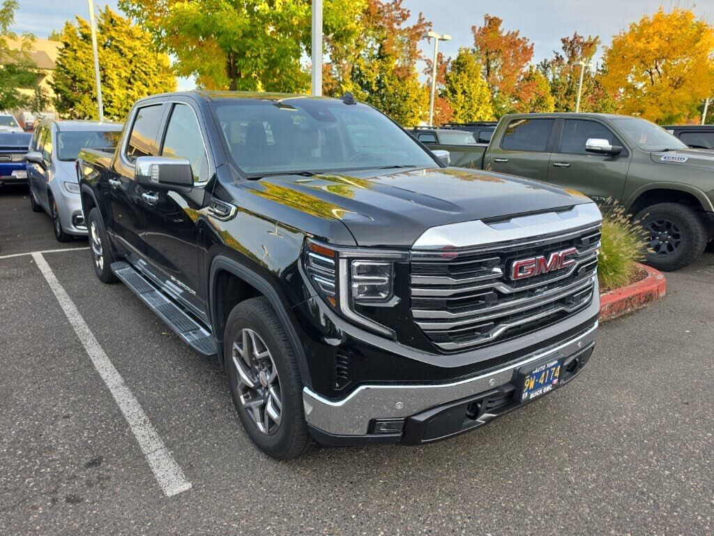 2023 GMC Sierra