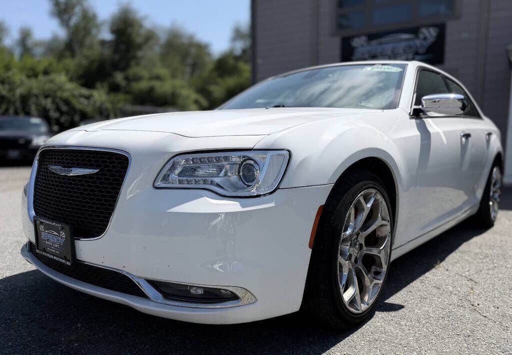 2015 CHRYSLER 300