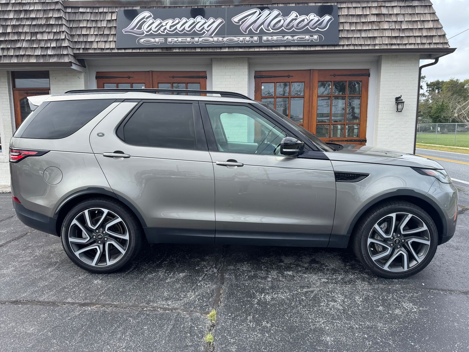2018 LAND ROVER Discovery