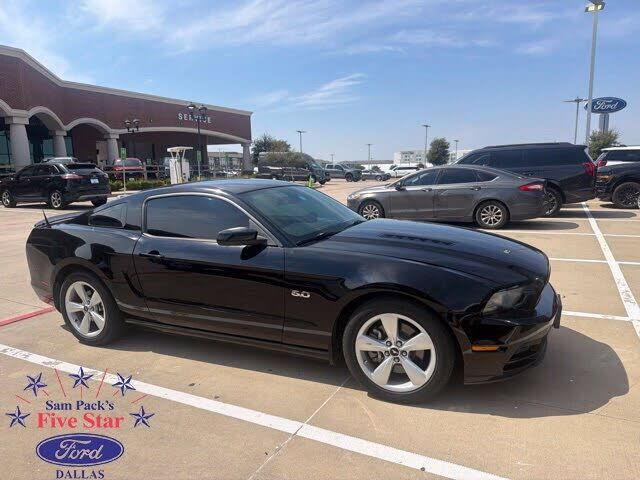2013 FORD Mustang