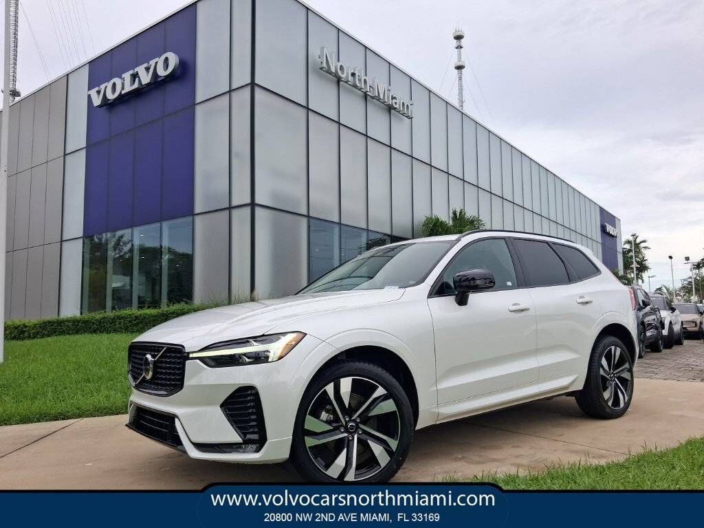 2024 VOLVO XC60
