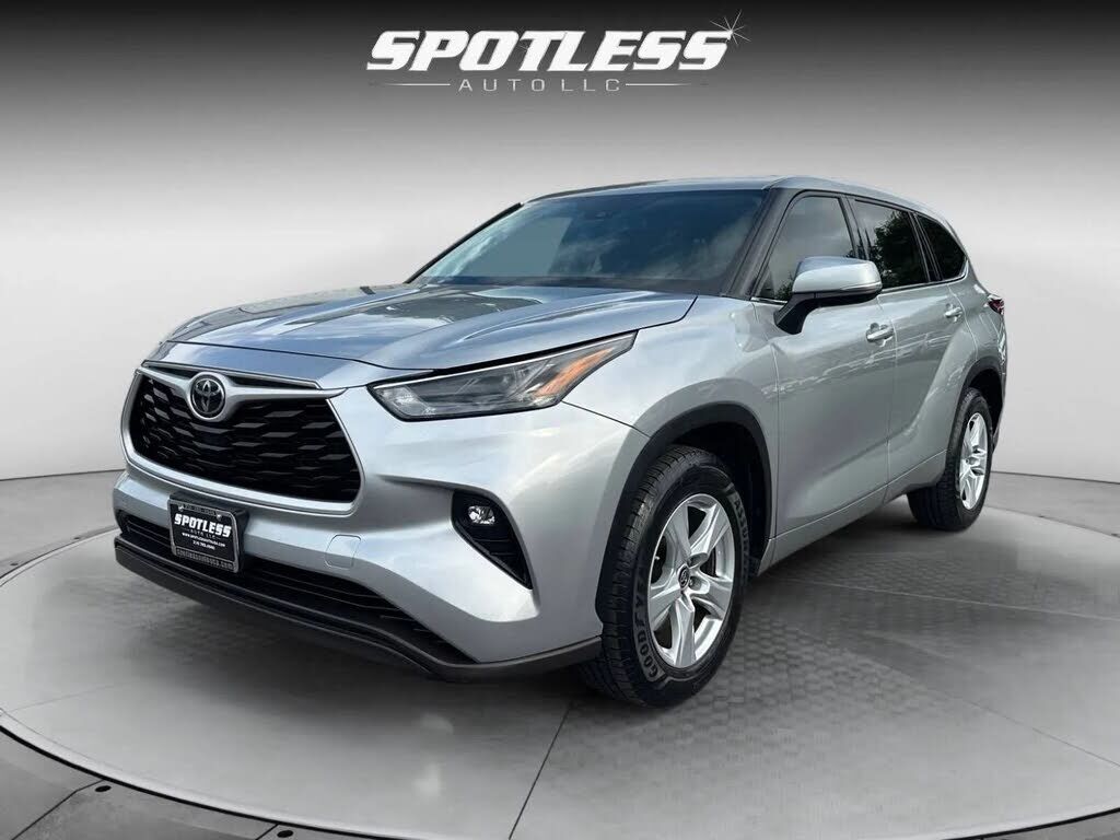 2022 TOYOTA Highlander