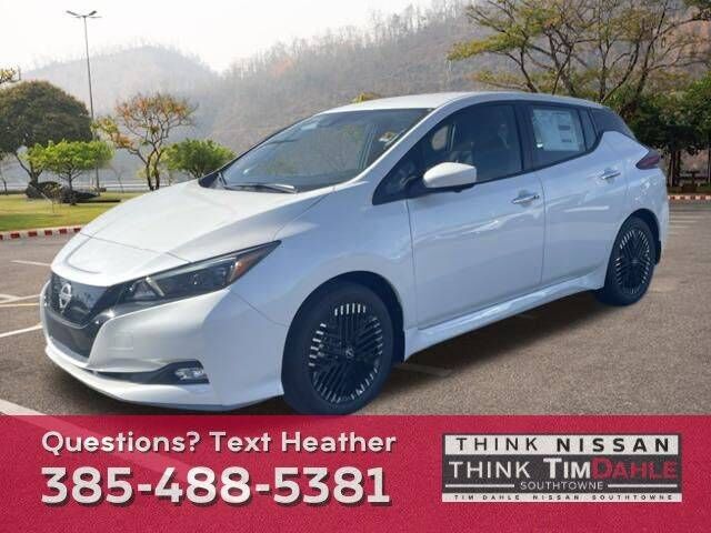 2025 NISSAN Leaf