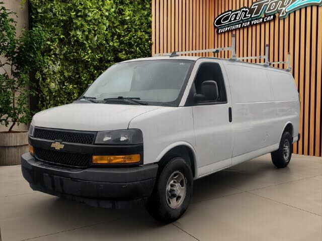 2021 CHEVROLET Express