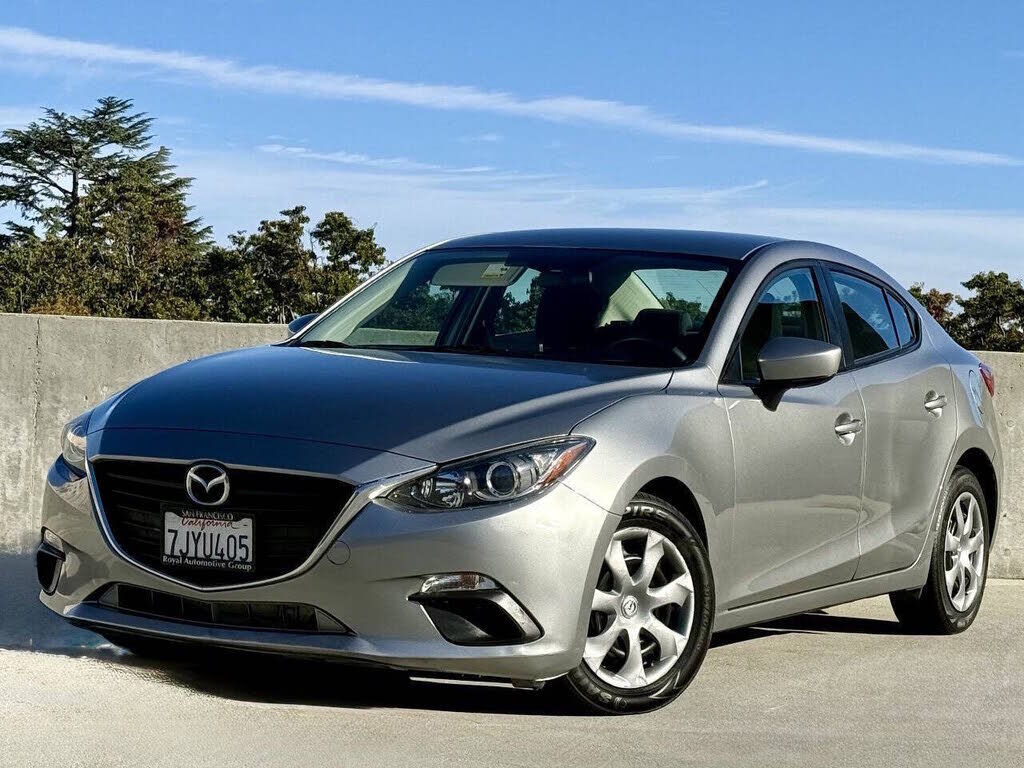 2015 MAZDA Mazda3