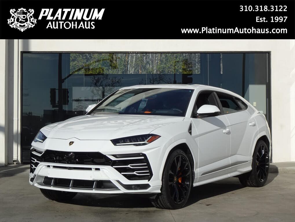 2021 LAMBORGHINI URUS