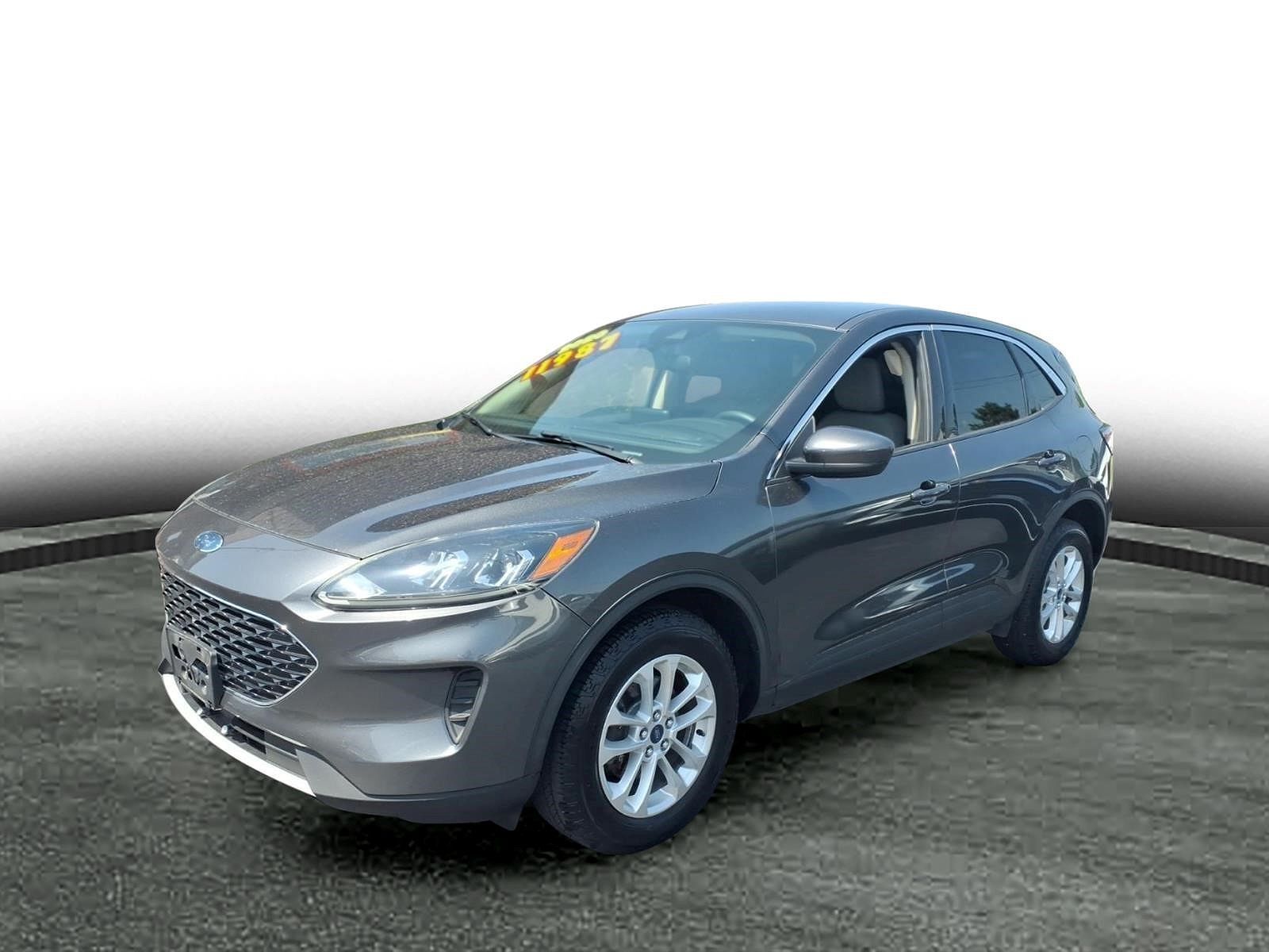 2020 FORD Escape