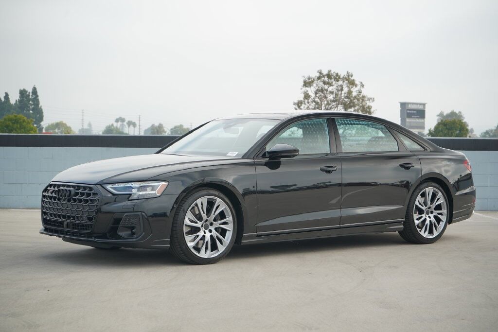 2027 AUDI S8
