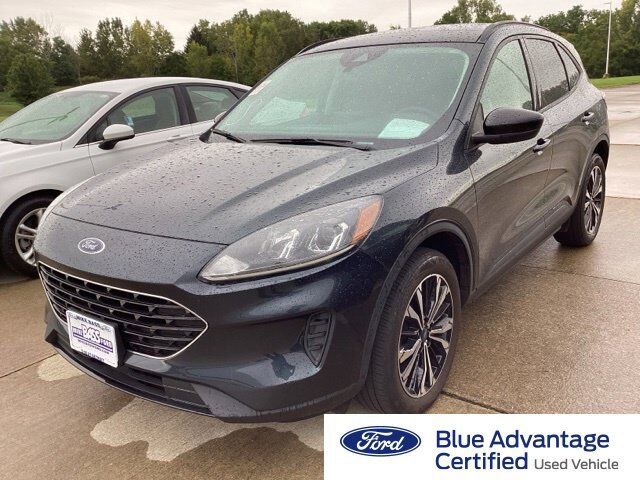 2022 FORD Escape