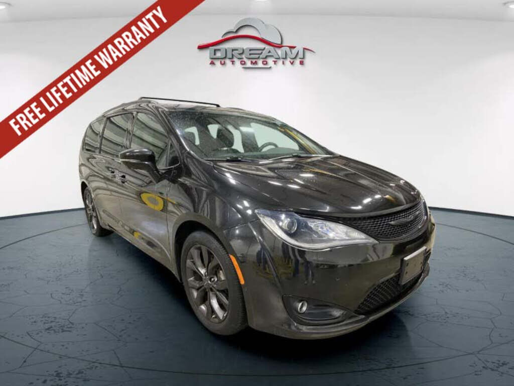 2020 CHRYSLER Pacifica