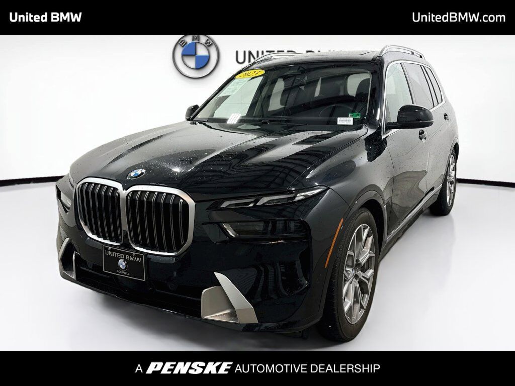 2023 BMW X7