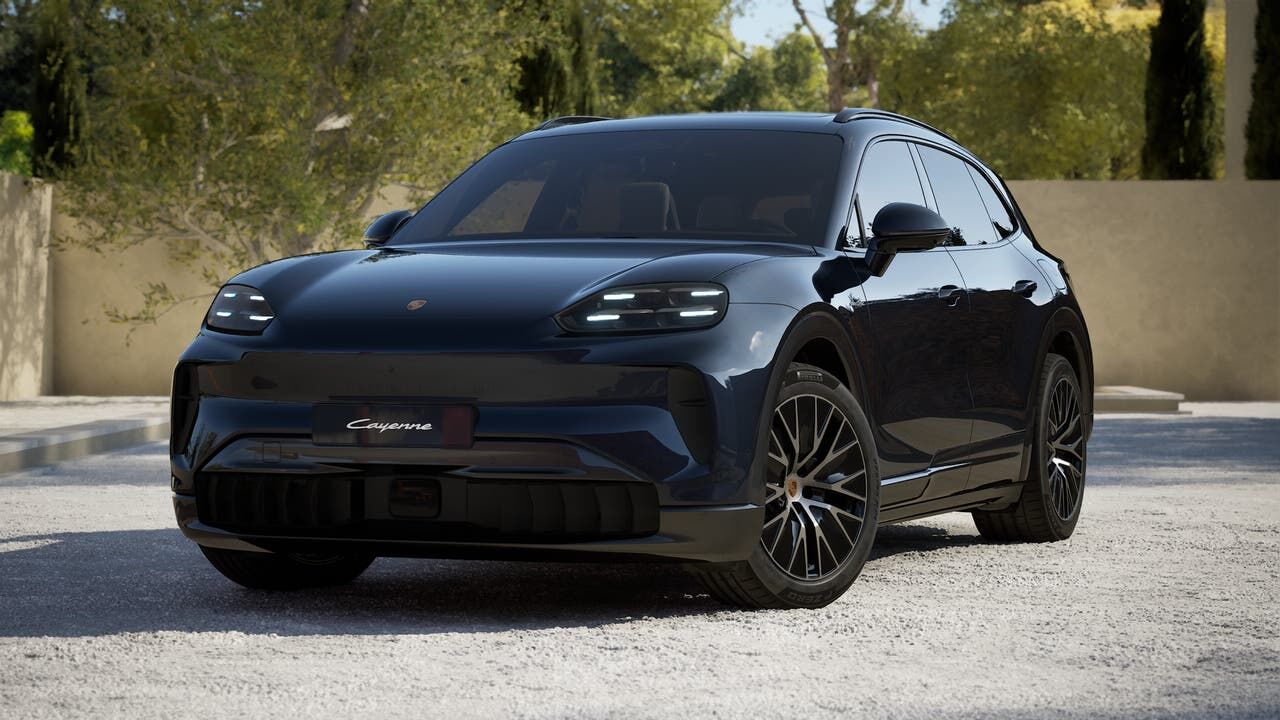 2026 PORSCHE Cayenne