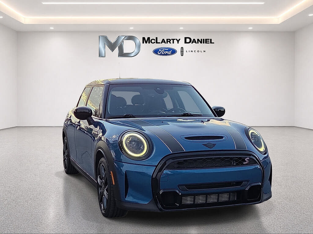 2023 MINI Hardtop