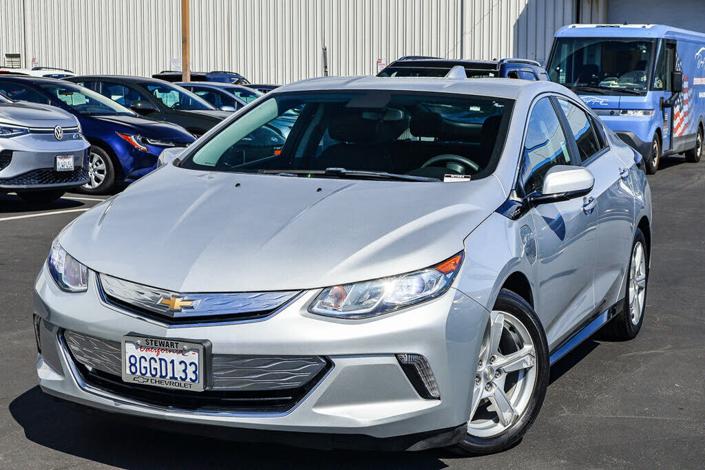 2018 CHEVROLET Volt