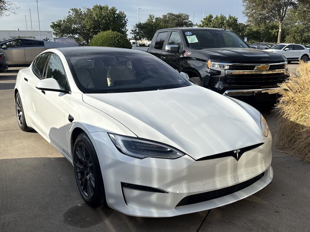 2022 TESLA Model S