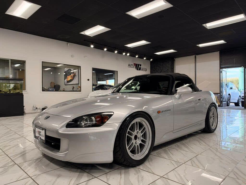 2004 HONDA S2000