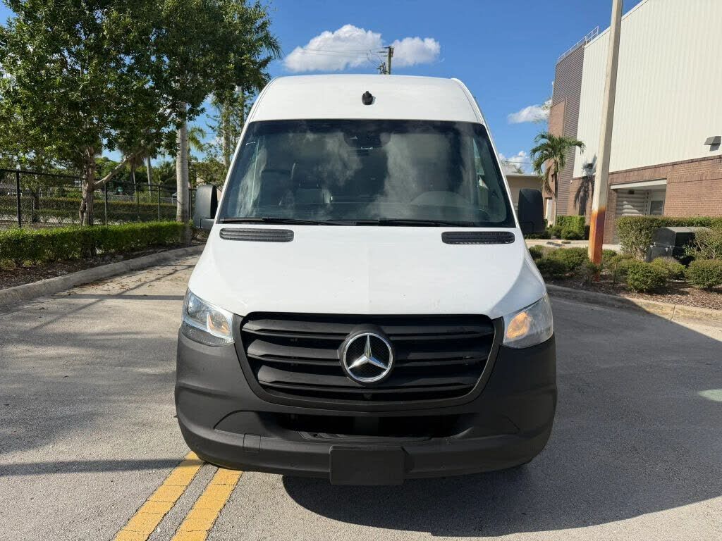 2023 Mercedes-Benz Sprinter